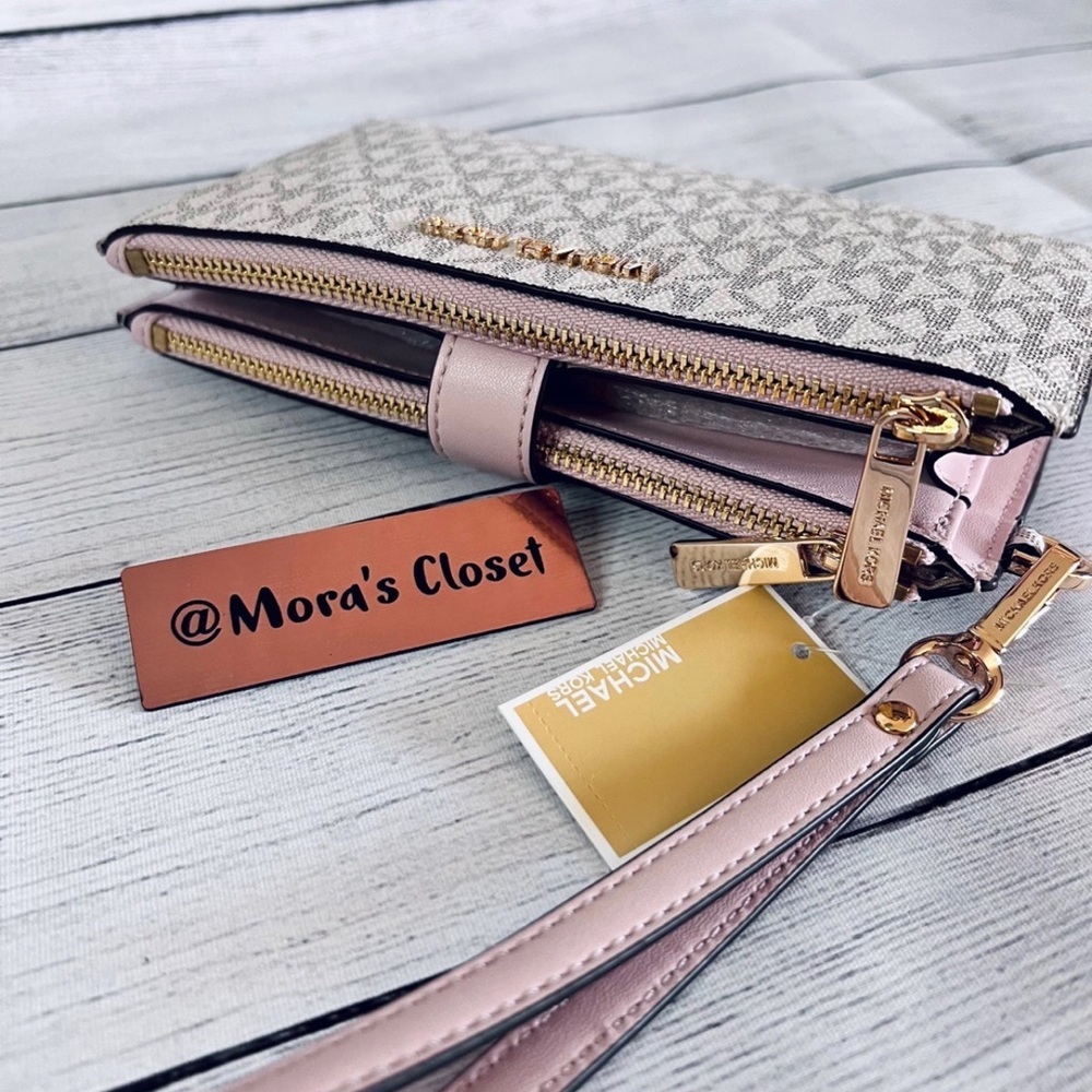 Michael Kors Double Zip Wallet/Wristlet - Picture 9 of 9